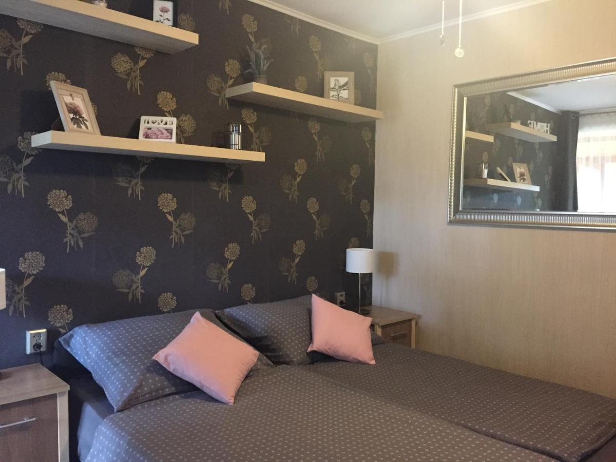 Anna Vendeghaz Eger Apartment Екстериор снимка